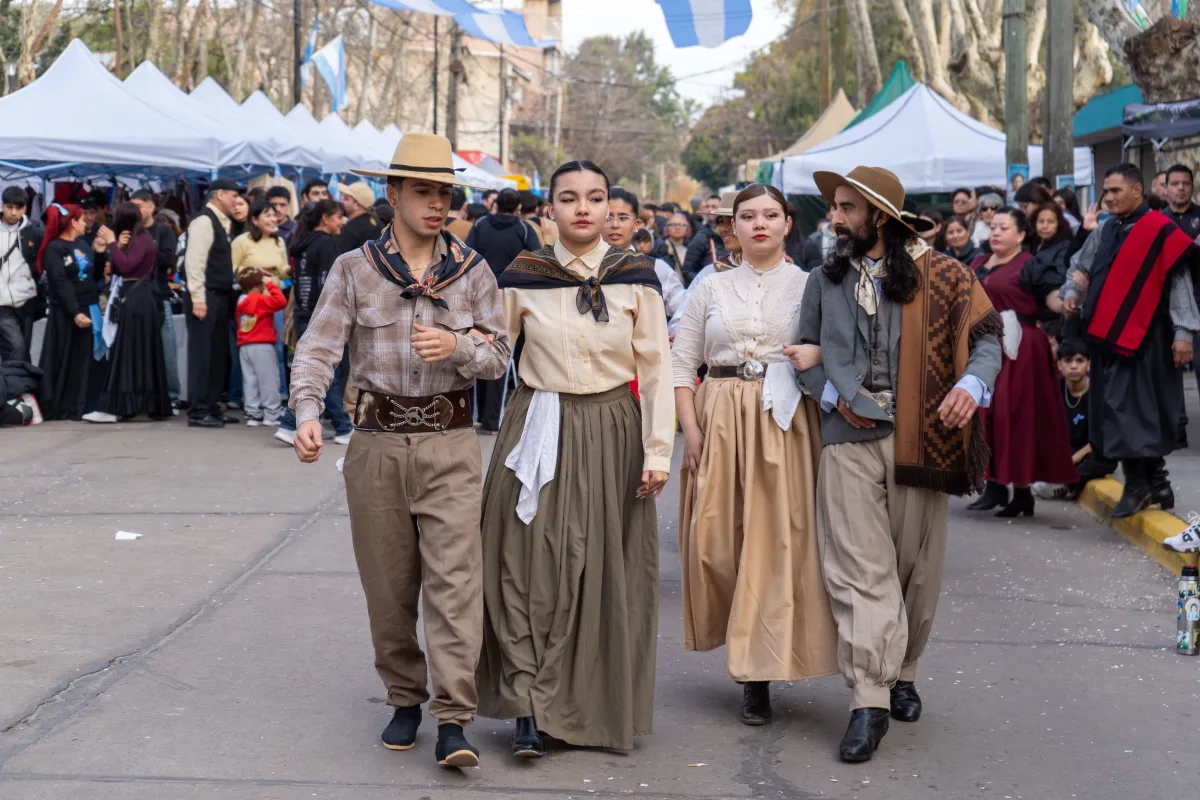 Folklore y celebraciones el 9 de Julio en Florencio Varela