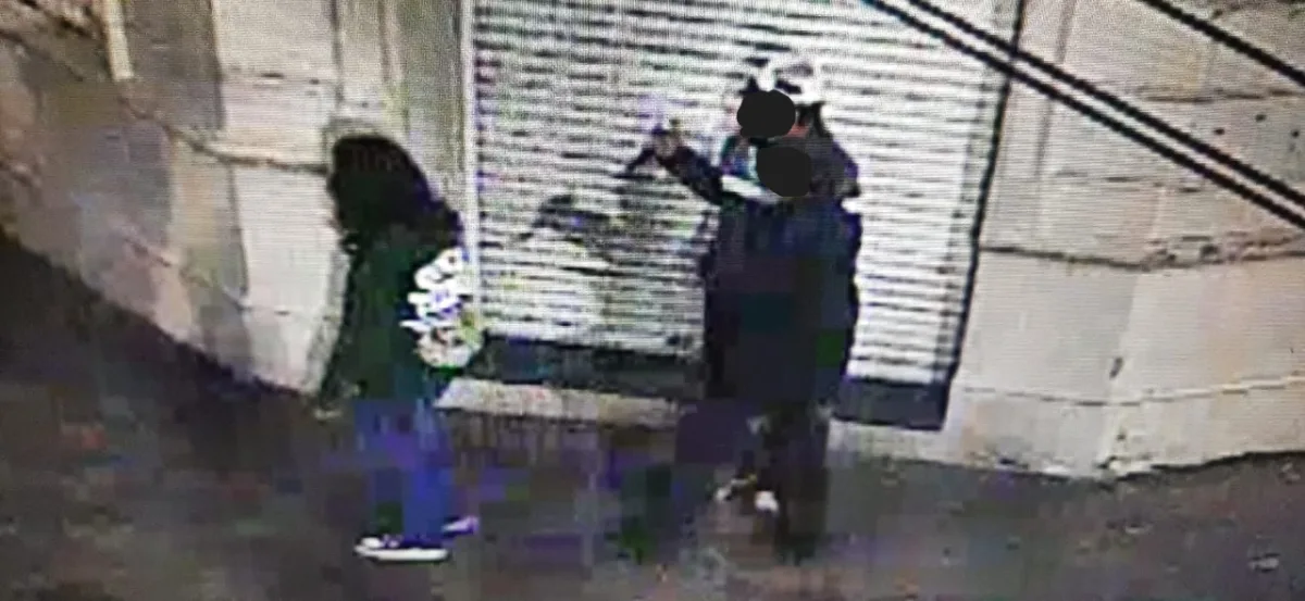 Intervención policial tras detectar a hombre con cuchillo