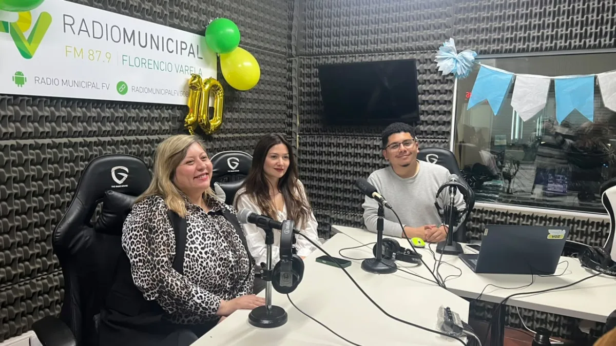 La Radio Municipal celebró una década de historias varelenses