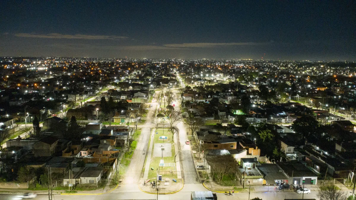 Mejoras en el alumbrado público de Florencio Varela