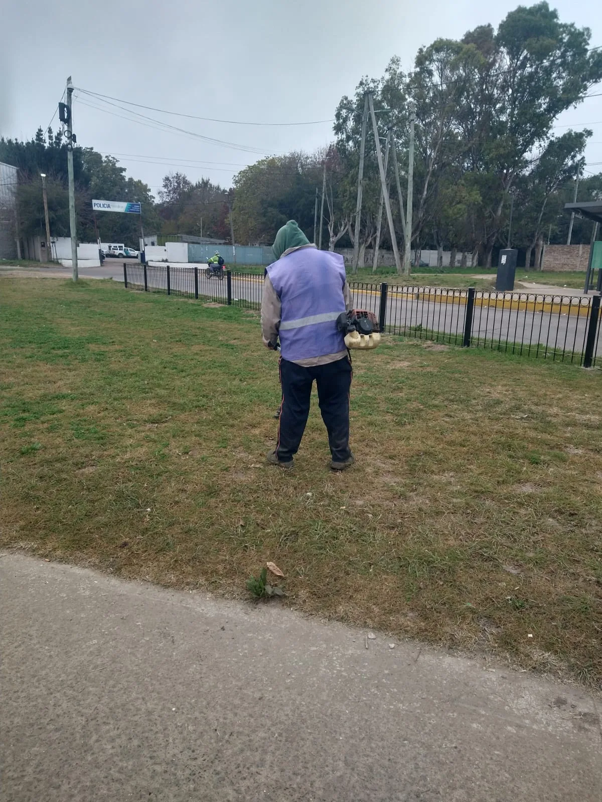 Mejoras viales y de higiene en varios barrios