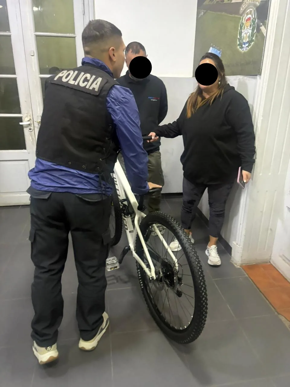 Policía recuperó bicicleta robada tras denuncia vecinal