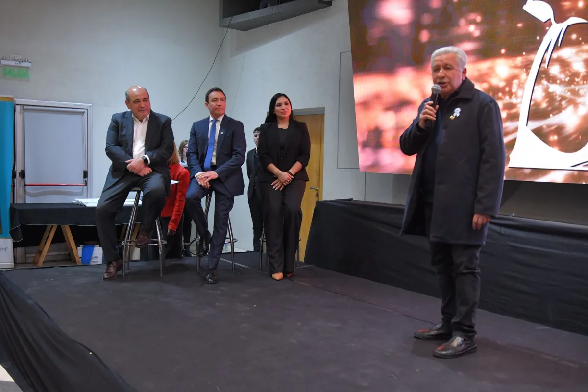 Premios San Juan Bautista destacaron el compromiso comunitario en Varela