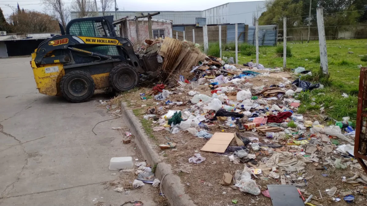 Presidente Perón limpió microbasurales y mejoró espacios públicos