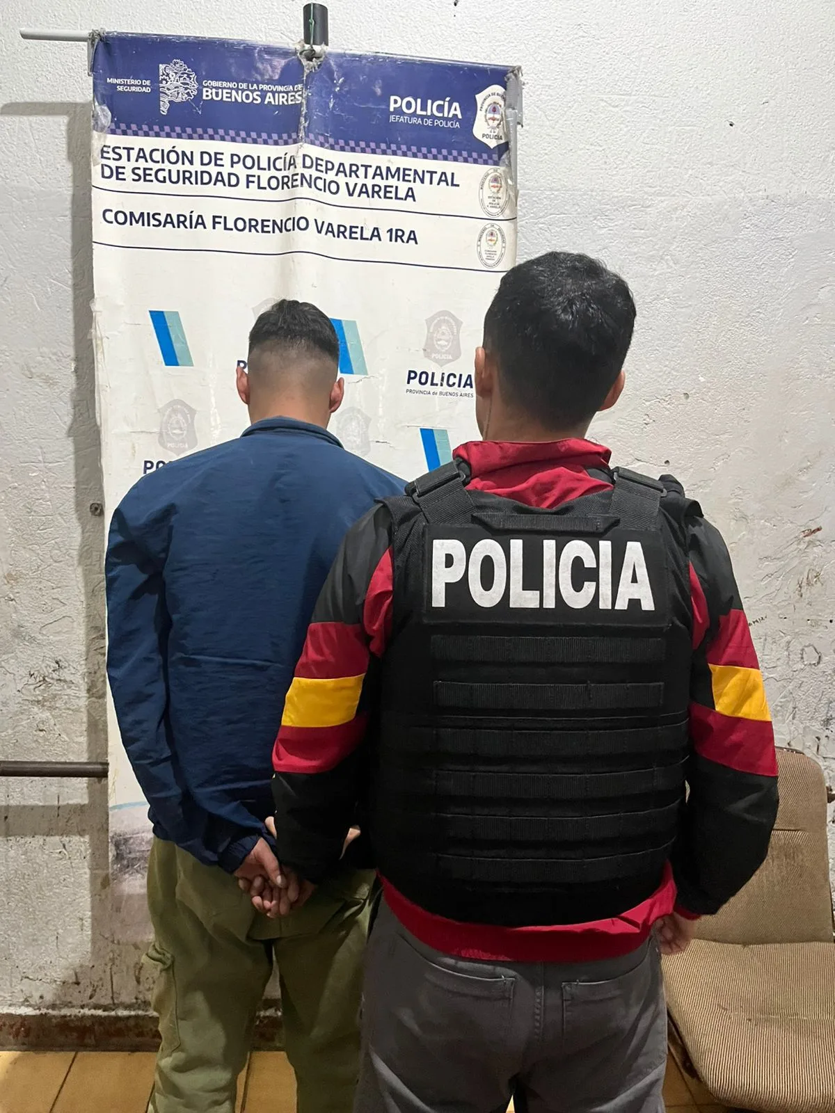Recuperan auto robado en Villa Argentina y arrestan al sospechoso