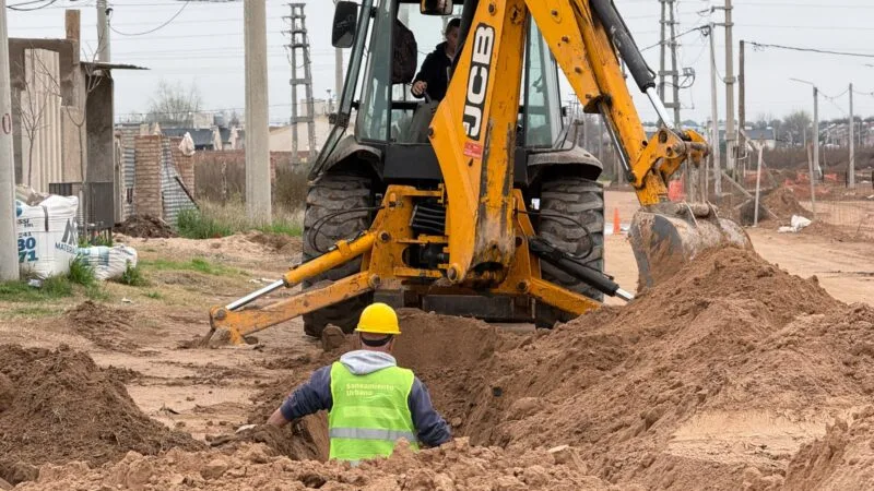 Avanza la obra de agua potable en Portal del Sur