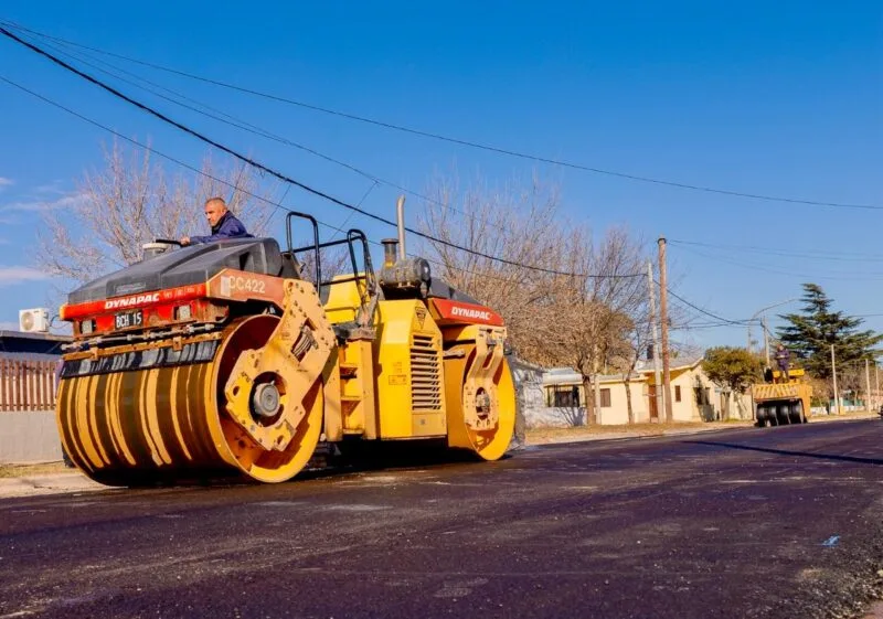 Cortes de tránsito en Santa Rosa por obras de saneamiento y pavimentación