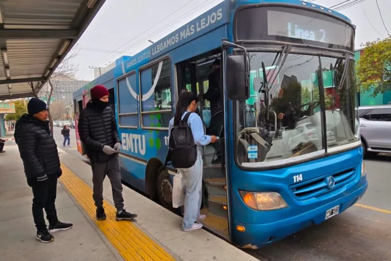 Modificaciones en las Líneas 1 y 2 del transporte público