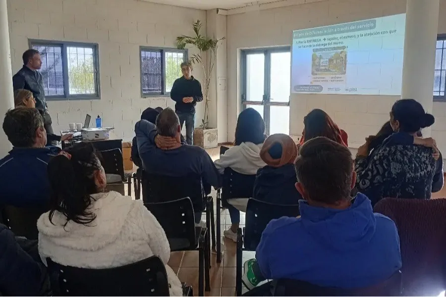 Emprendedores aprendieron a usar inteligencia artificial en sus negocios