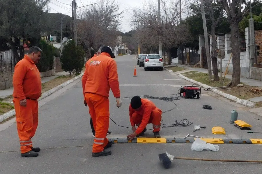 Nuevo reductor de velocidad en Potrero de los Funes