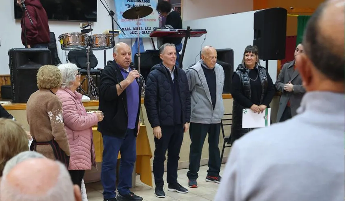 Aniversario del Centro de Jubilados Dulce Edad en Monte Grande