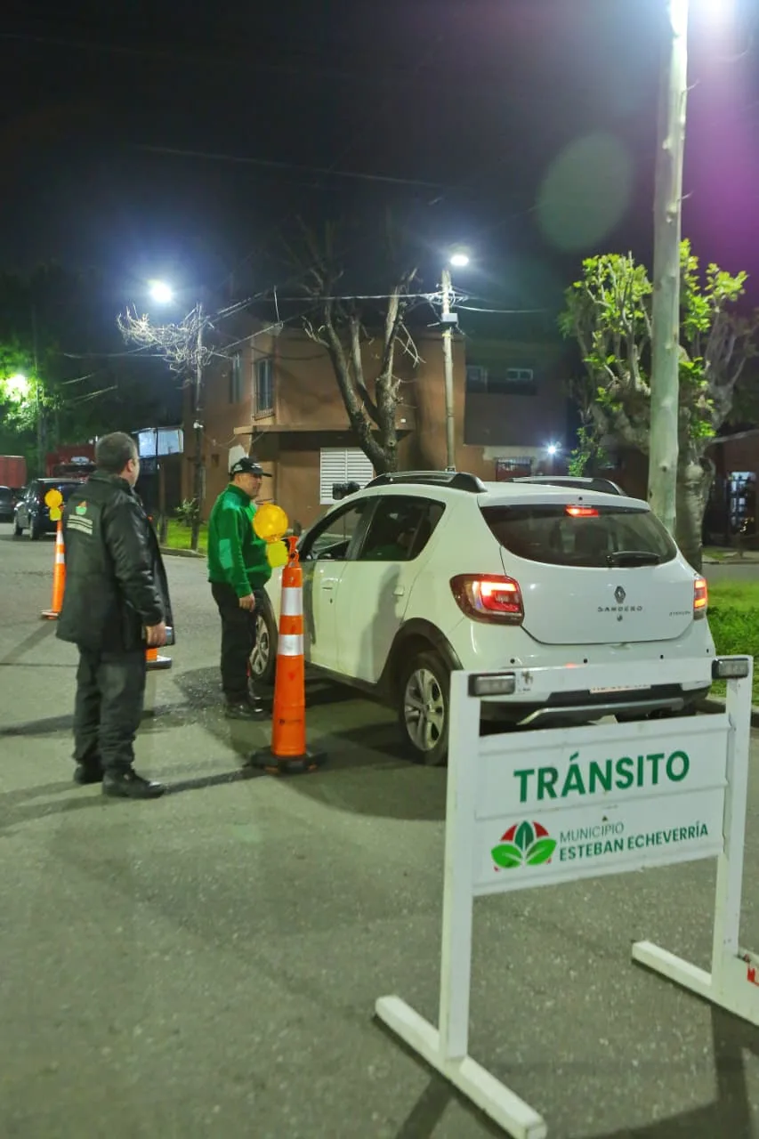 Controles de tránsito en Monte Grande: tres vehículos secuestrados