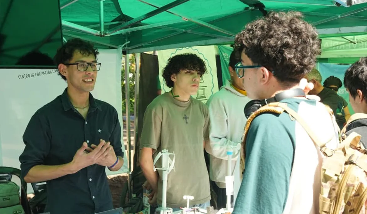 ExpoUniversidades acercó opciones educativas a jóvenes de Esteban Echeverría