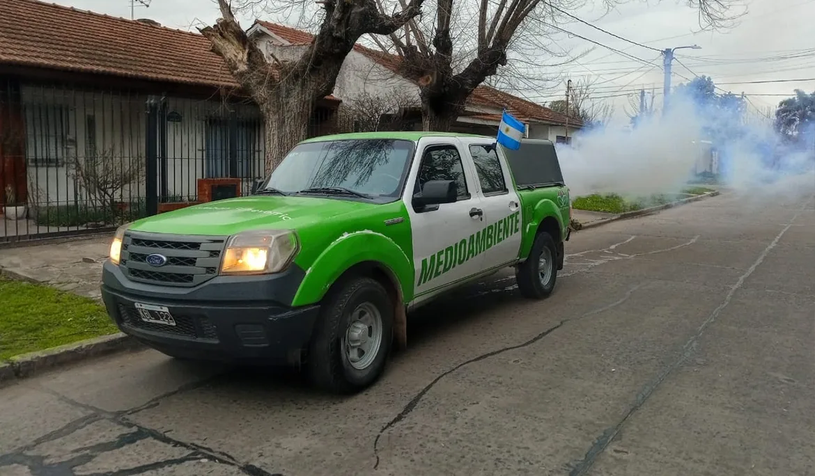 Fumigación en Esteban Echeverría para prevenir el dengue