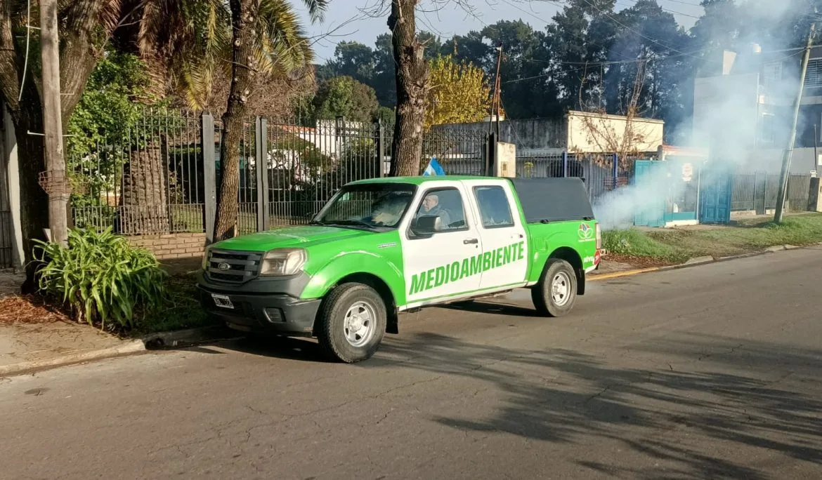 Fumigación gratuita en barrios de Esteban Echeverría