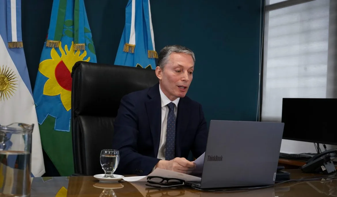 Intendente de Esteban Echeverría se opuso a la privatización de AySA