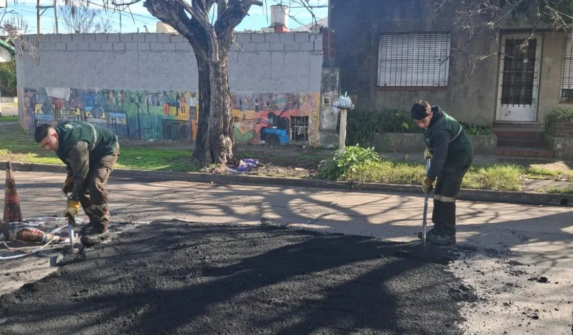Mejoras en calles de Monte Grande por trabajos de bacheo