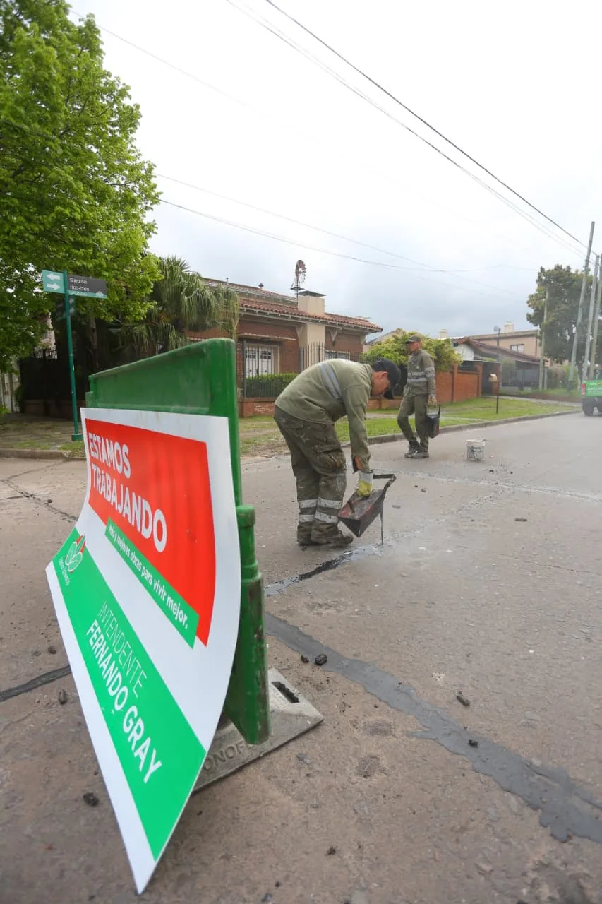 Mejoras viales en Luis Guillón para evitar filtraciones de agua