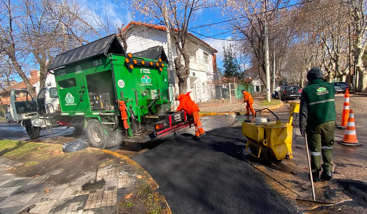 Reparaciones de calles en Monte Grande mejoran la circulación