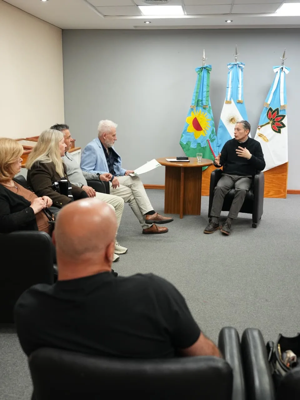 Reunión entre el municipio y el Centro de Martilleros en Echeverría