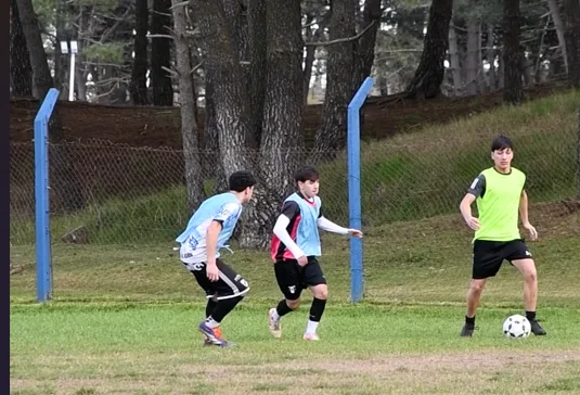 Oportunidades para jóvenes futbolistas en Pinamar