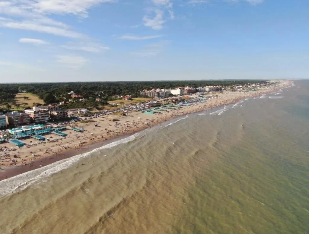 Pinamar celebra el Día Mundial de los Océanos con conciencia ambiental