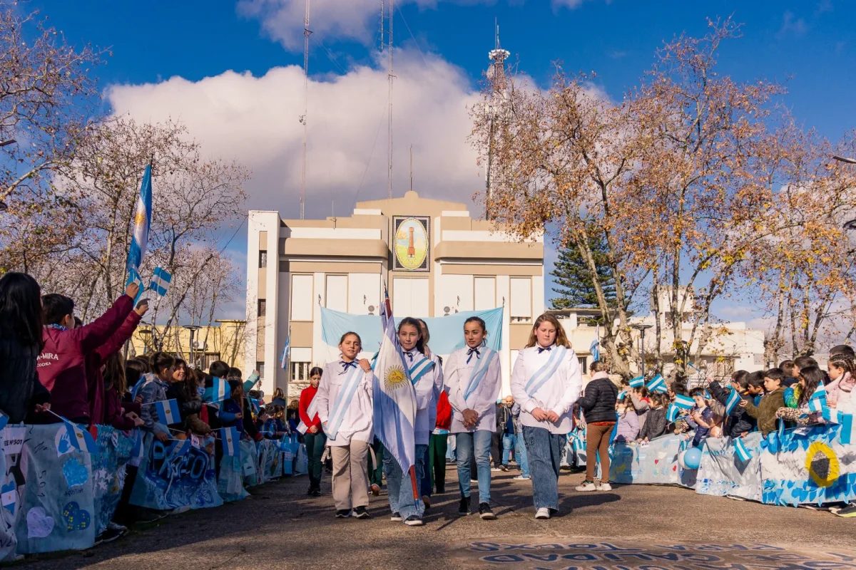 Ceremonia de Promesa de Lealtad a la Bandera en Necochea