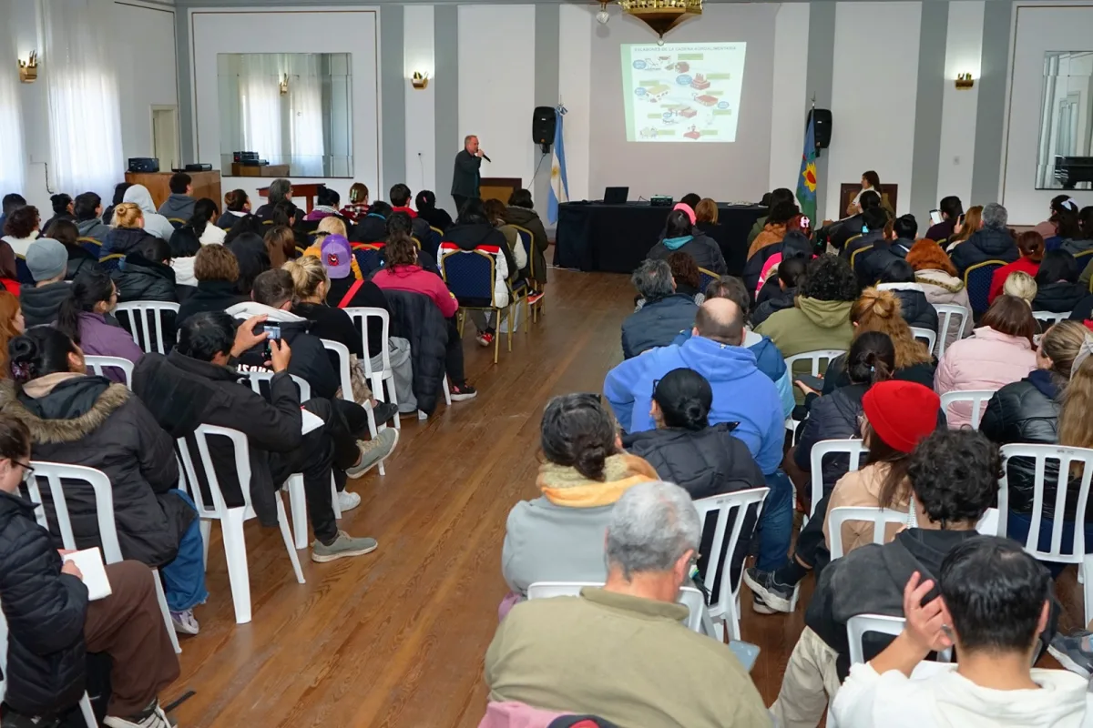 Comenzó un nuevo curso gratuito de Manipulación de Alimentos