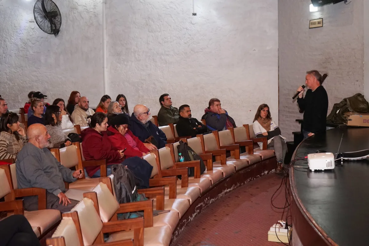 Éxito en el Curso de Manipulación de Alimentos en el Teatro Municipal