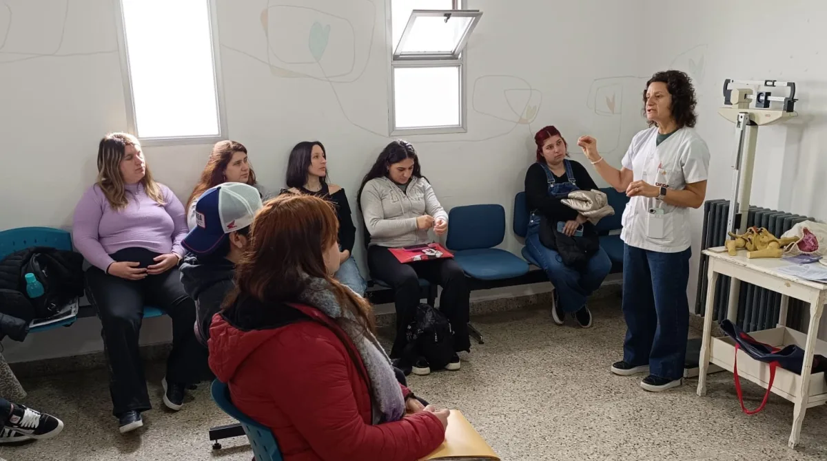 Inició el ciclo de Taller Integral de Maternidad y Paternidad