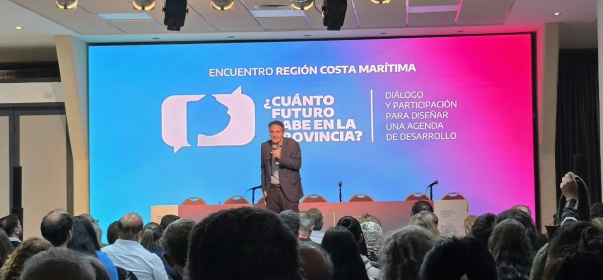 Necochea destacó proyectos de infraestructura en encuentro regional