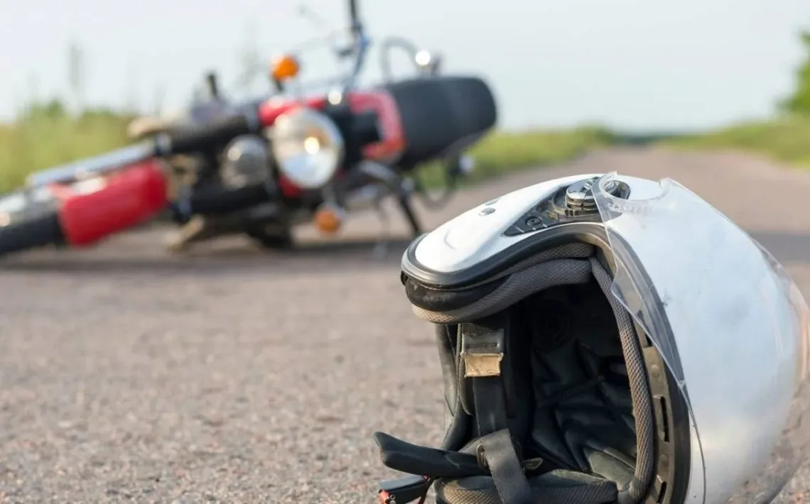 Nueva campaña promueve el uso del casco entre motociclistas