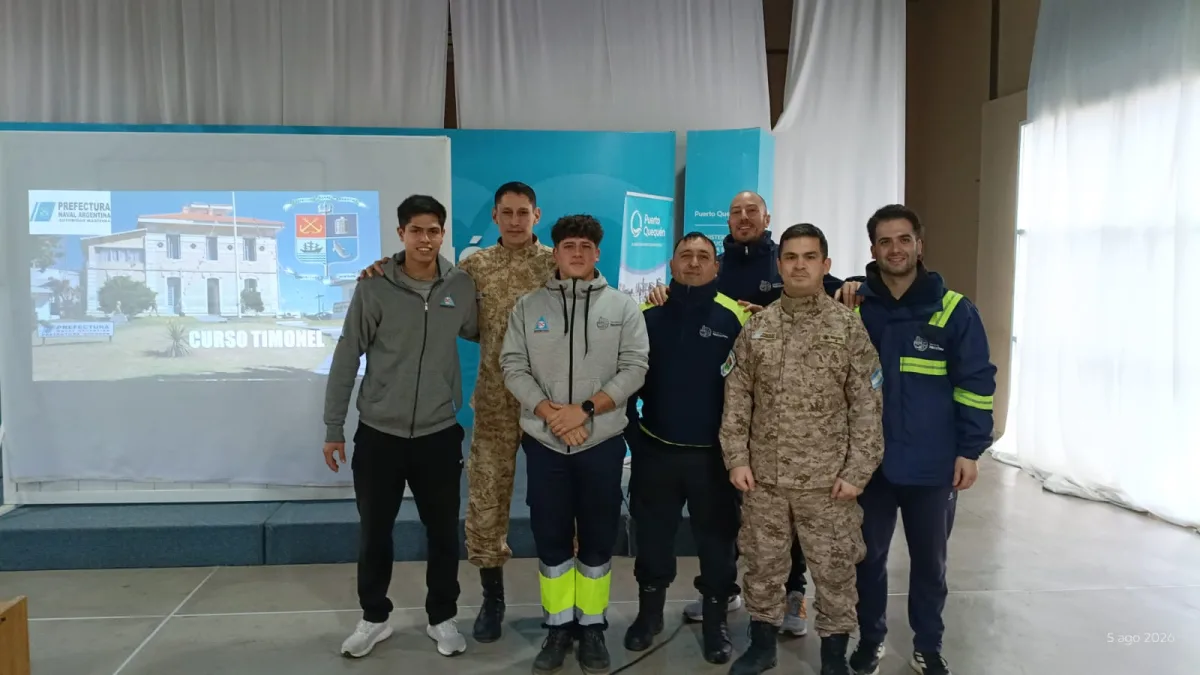 Personal de Defensa Civil de Necochea se capacitó en timonel