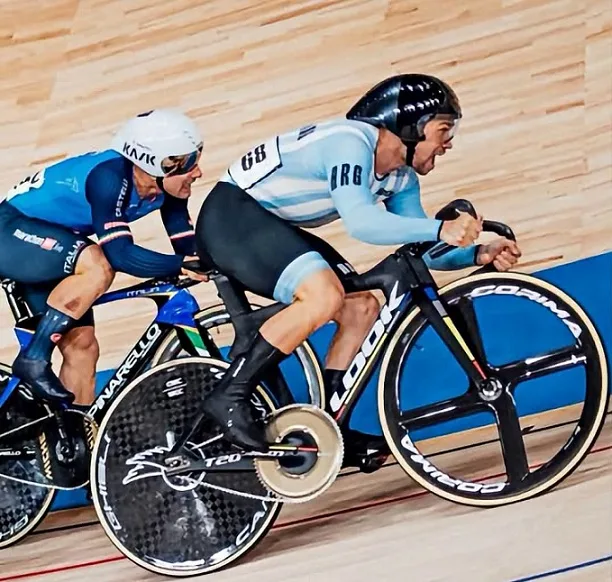 Lucas Vilar estableció un nuevo récord argentino en ciclismo de velocidad