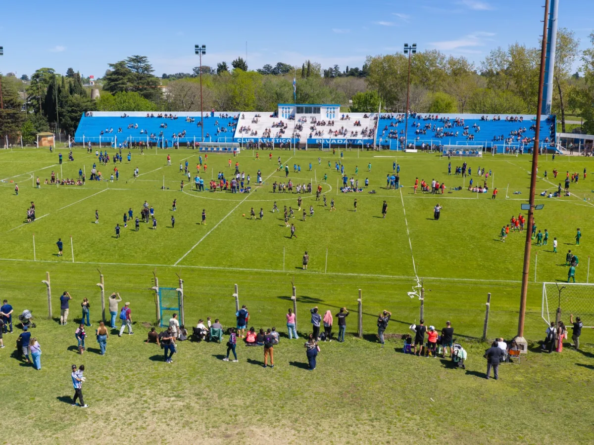 Gran jornada deportiva en el Club Rivadavia de Junín