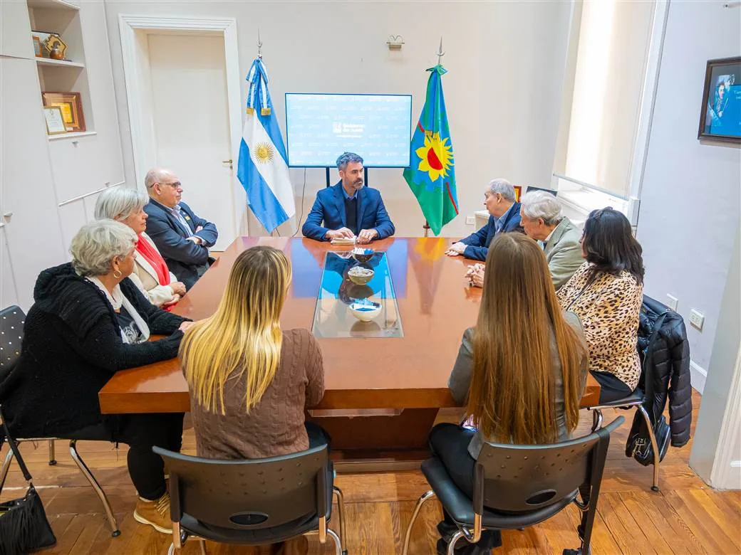 Junín fortalece alianzas con Rotary Internacional en reunión oficial