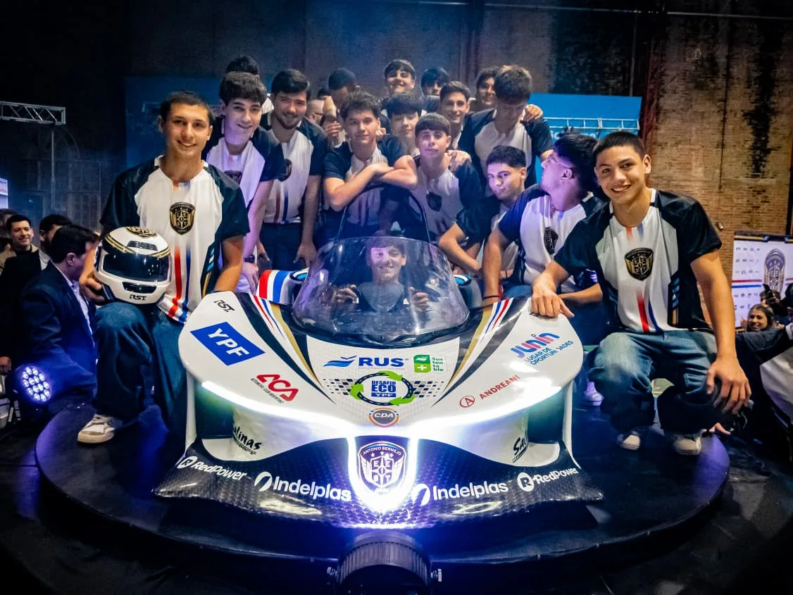Junín se prepara para el Desafío Eco con un nuevo auto eléctrico