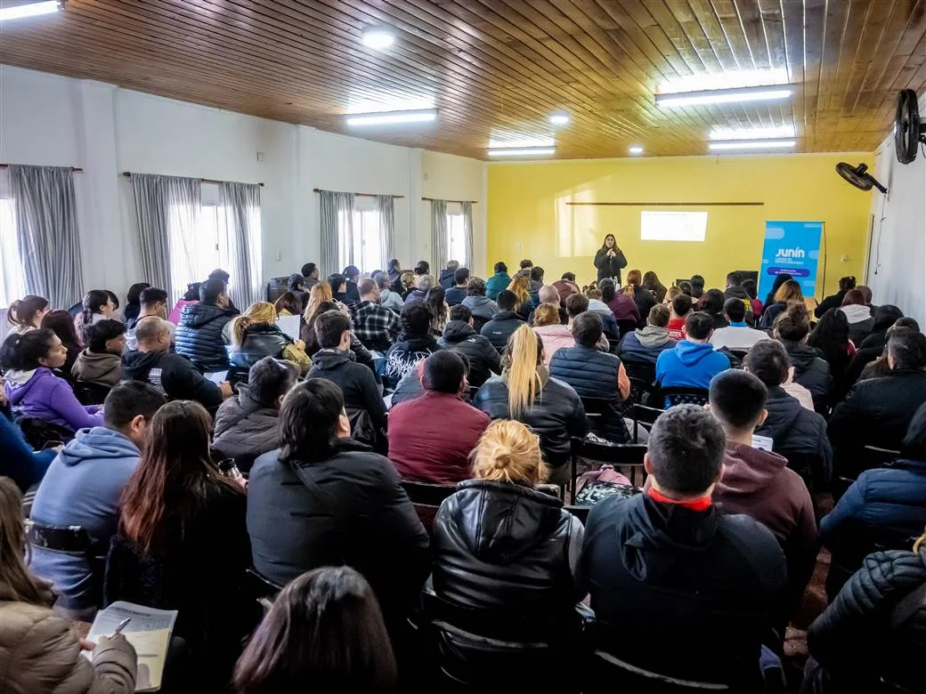 Más de 100 vecinos se capacitaron en manipulación de alimentos