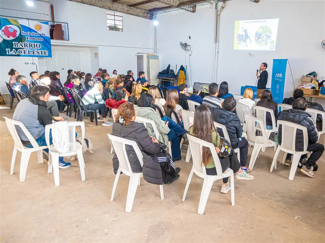 Nuevo curso de licencia de conducir en La Celeste