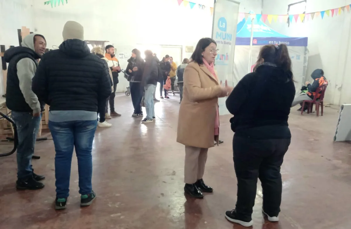 Servicios gratuitos y asesoramiento en el barrio Ricardo Rojas