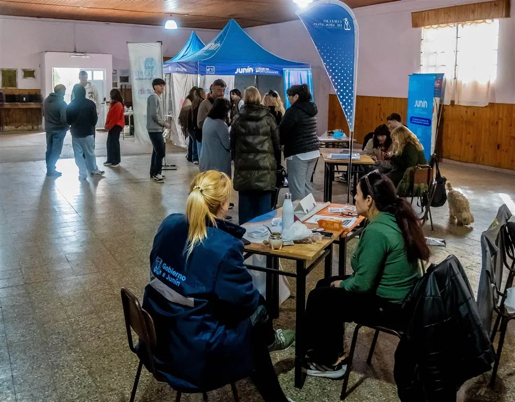 Servicios y compras en Saforcada con La Muni y Mercado en tu Barrio