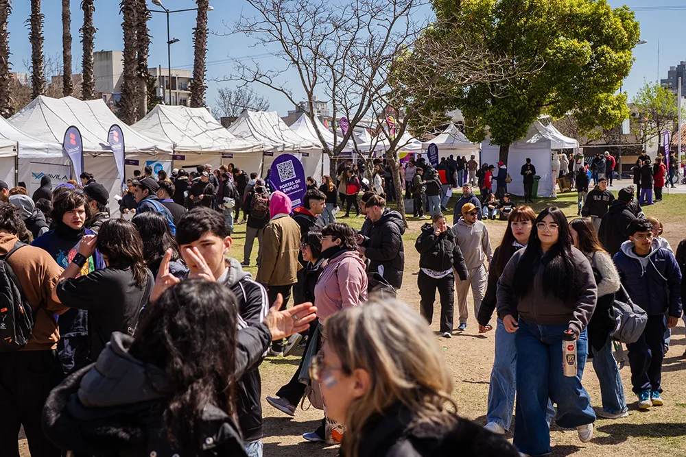 Más de 30 stands en la 6ta Expo Educación y Empleo en el Parque Urbano