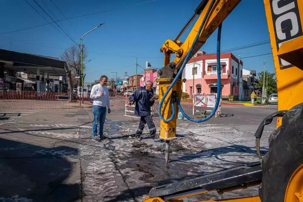 Mejoras en el Bv. Sarmiento y Arenales para un tránsito más seguro