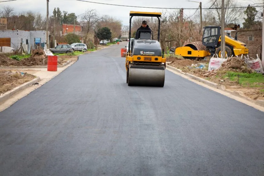 Nuevas calles pavimentadas mejoran el Barrio Acevedo