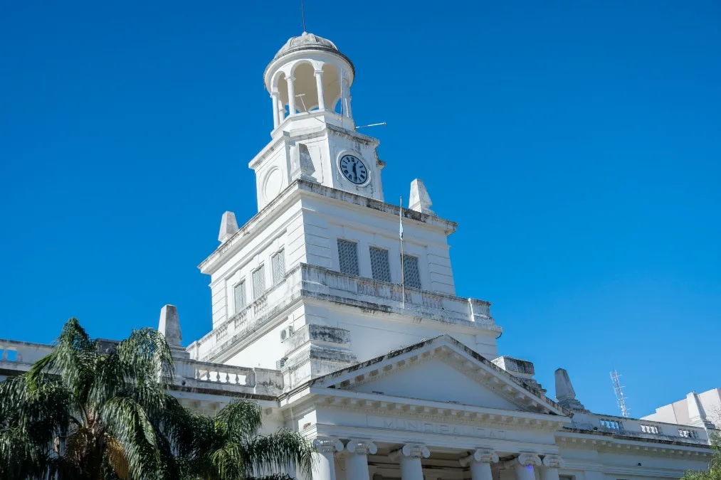 Detalles del feriado del 12 de octubre para los vecinos