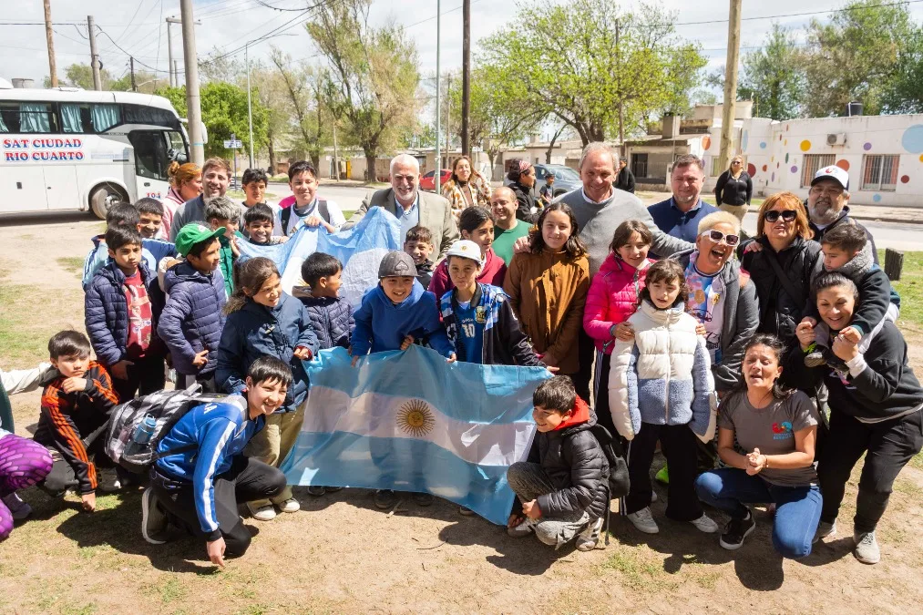 Niños de Río Cuarto asisten gratis al partido de la Selección