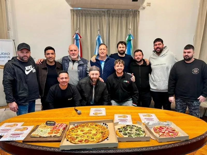 Descuentos en pizzerías y competencia en la Semana de la Pizza