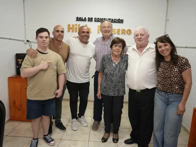 Inauguran sala de computación para personas con discapacidad en Villa María