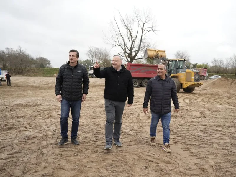 Mejoras en desagües urbanos: Accastello supervisó obras en Villa María