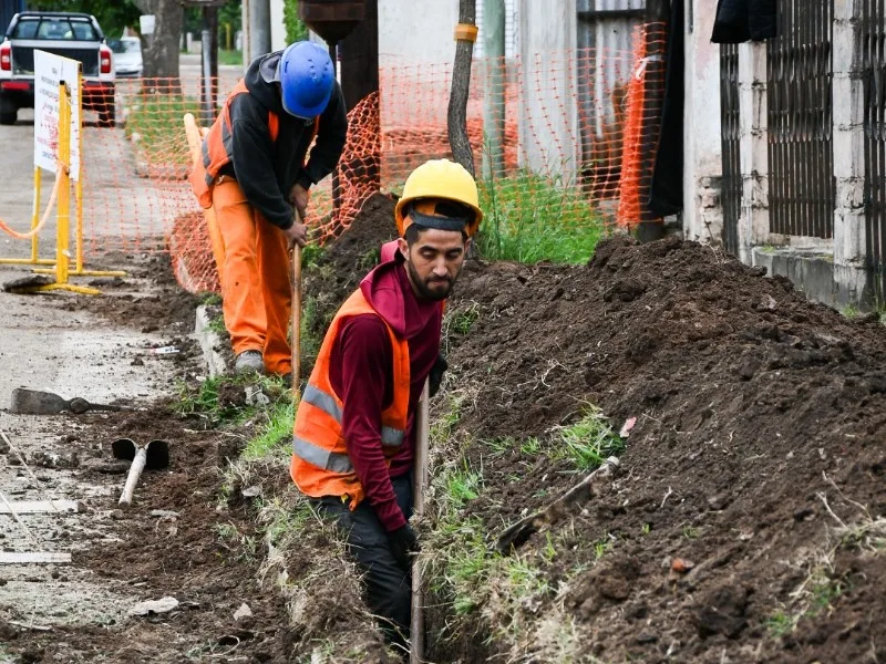 Avanza la obra de gas natural en barrio La Milka de San Francisco